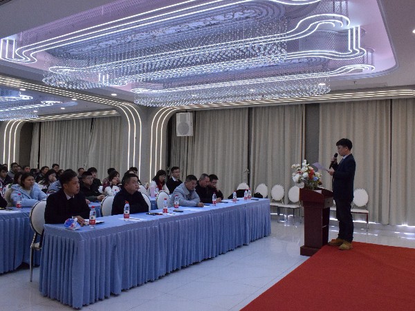 「歐能OUNENG」2023年會盛典圓滿結(jié)束，攜手十年，共創(chuàng)未來！