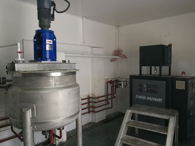 反應(yīng)釜如何保持恒溫控制？「歐能機(jī)械」為您提供加熱、冷卻解決方案